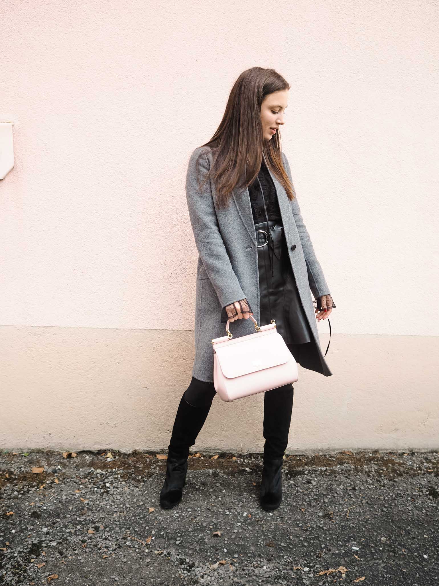 All Black Look, Holiday Look - The Brunette Nomad