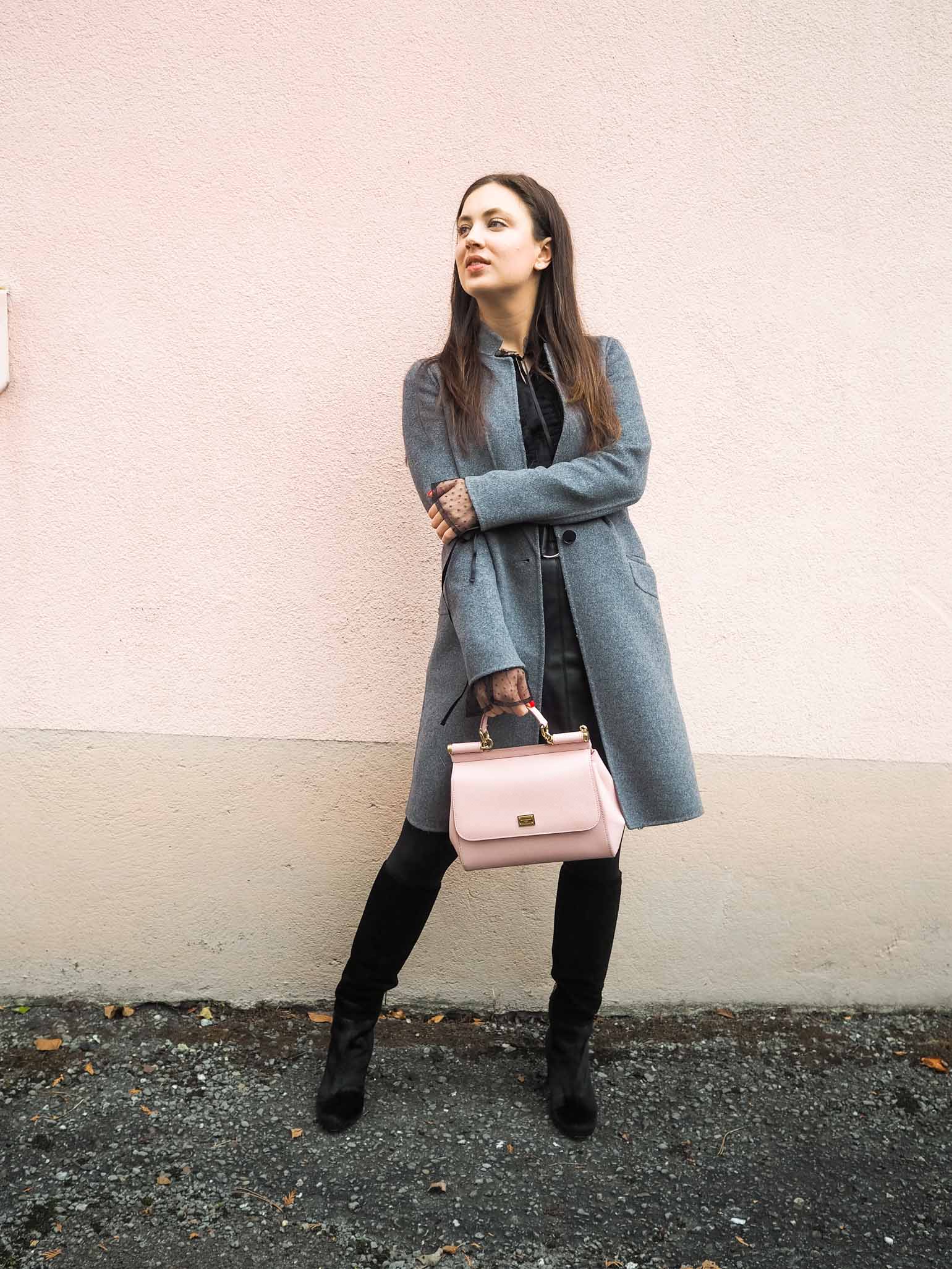 All Black Look, Holiday Look - The Brunette Nomad