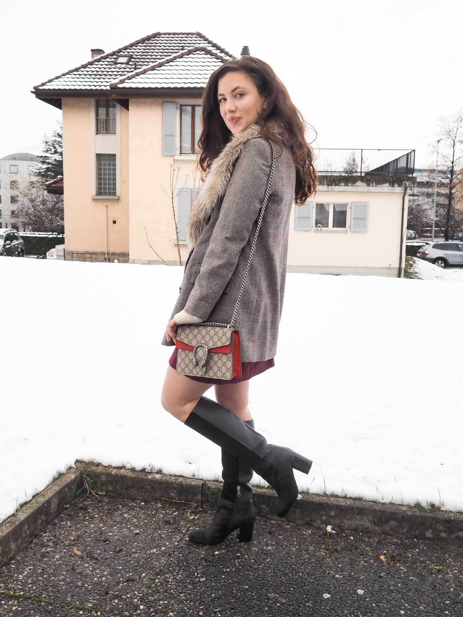 I'm in the Christmas Spirit: Plaid Holiday Look - The Brunette Nomad, Dallas fashion blogger