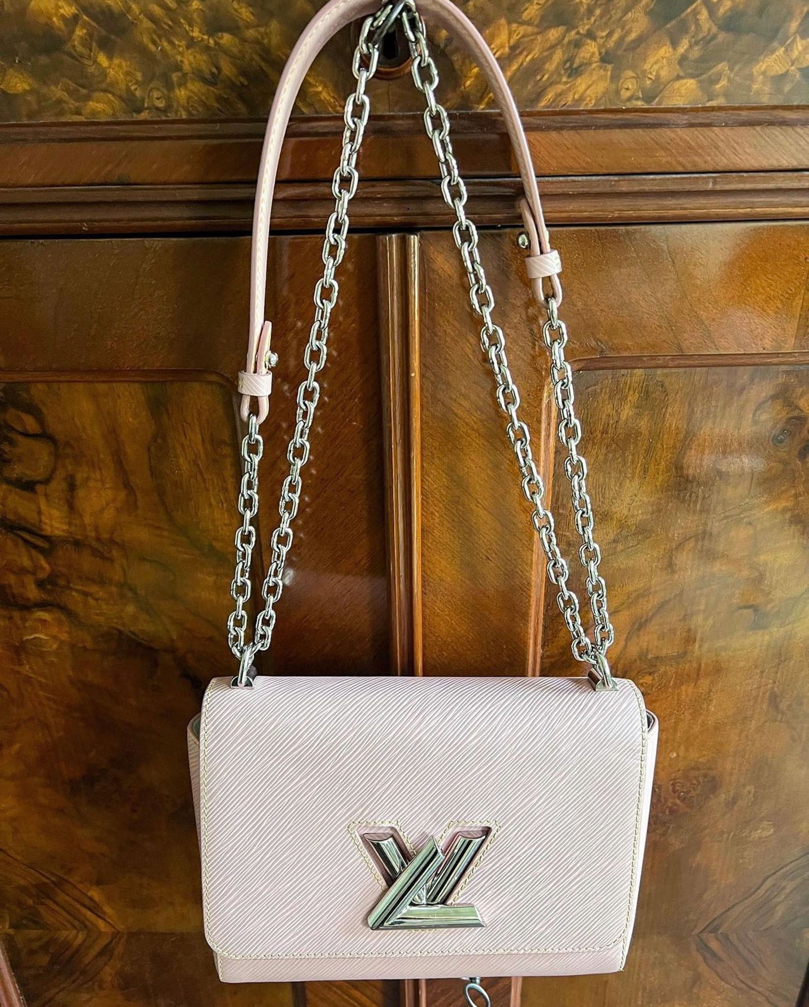 Would you buy a Louis Vuitton bag? - Quora